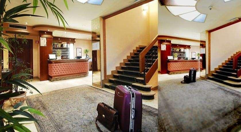 Hotel Estense Модена Интерьер фото